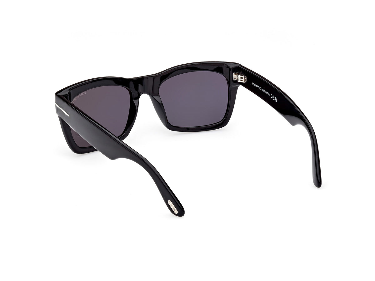 TOM FORD FT1062 56 01A Shiny Black/ Smoke