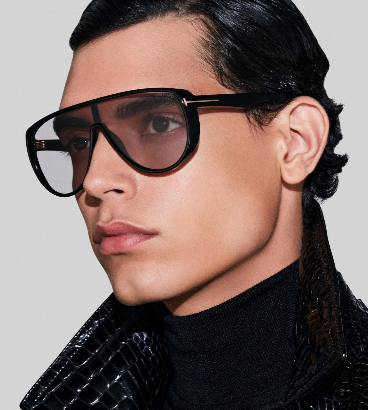 Tom Ford ACHILLES FT11820001E Shiny Black/ Orange Photochromic