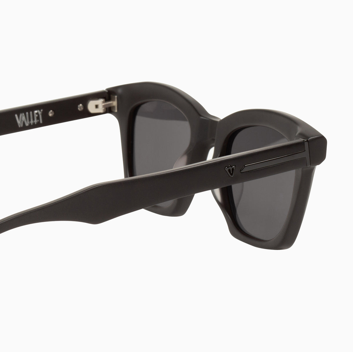 Valley - HUTCH - Matte Black w. Gloss Black Metal Trim / Polarised Black Lens - Blue Star Eyewear