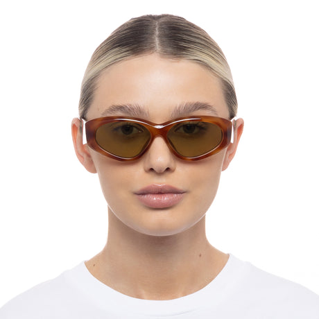 Le Specs Under Wraps LSP2352220 Vintage Tortoise/ Olive Mono Lens