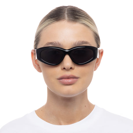 Le Specs Under Wraps LSP2352222 Black/ Smoke Mono Lens