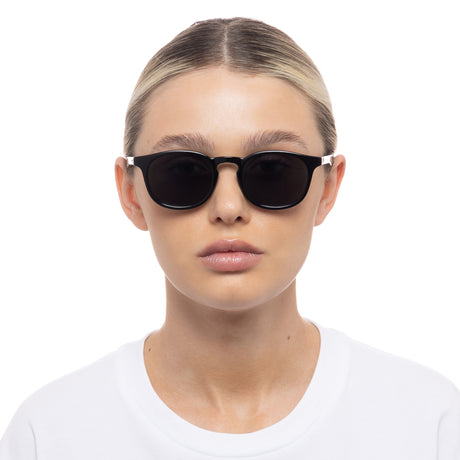 Le Specs LSP2352232 Black/ Smoke Mono