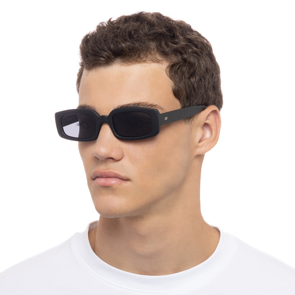 Le Specs Dynamite LSP2352259 Matte Black/ Smoke Mono Lens