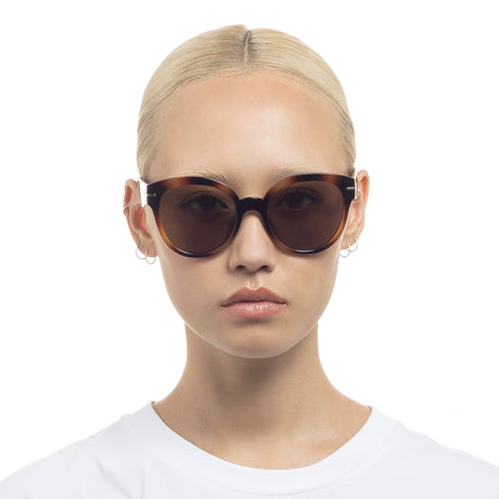 Le Specs Capacious LSP2452387 Tortoise/ Brown Mono
