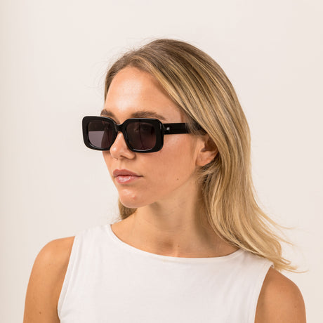 Sito Indi: Black/ Smokey Grey