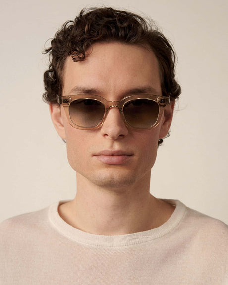 CHIMI Core 02 102CHIMI Ecru - Blue Star Eyewear
